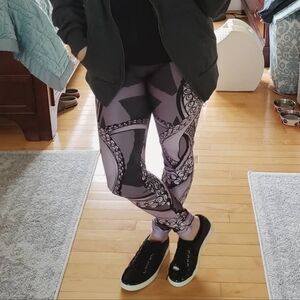 Living Dead Clothing octopus tentacles leggings